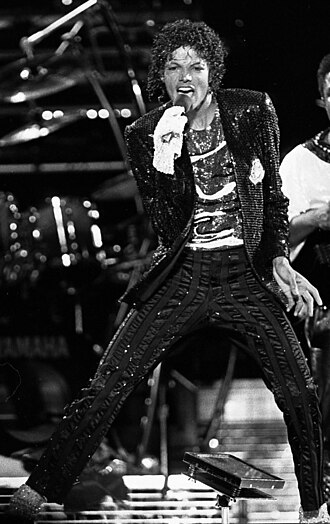 Michael Jackson performing on the Victory Tour in 1984